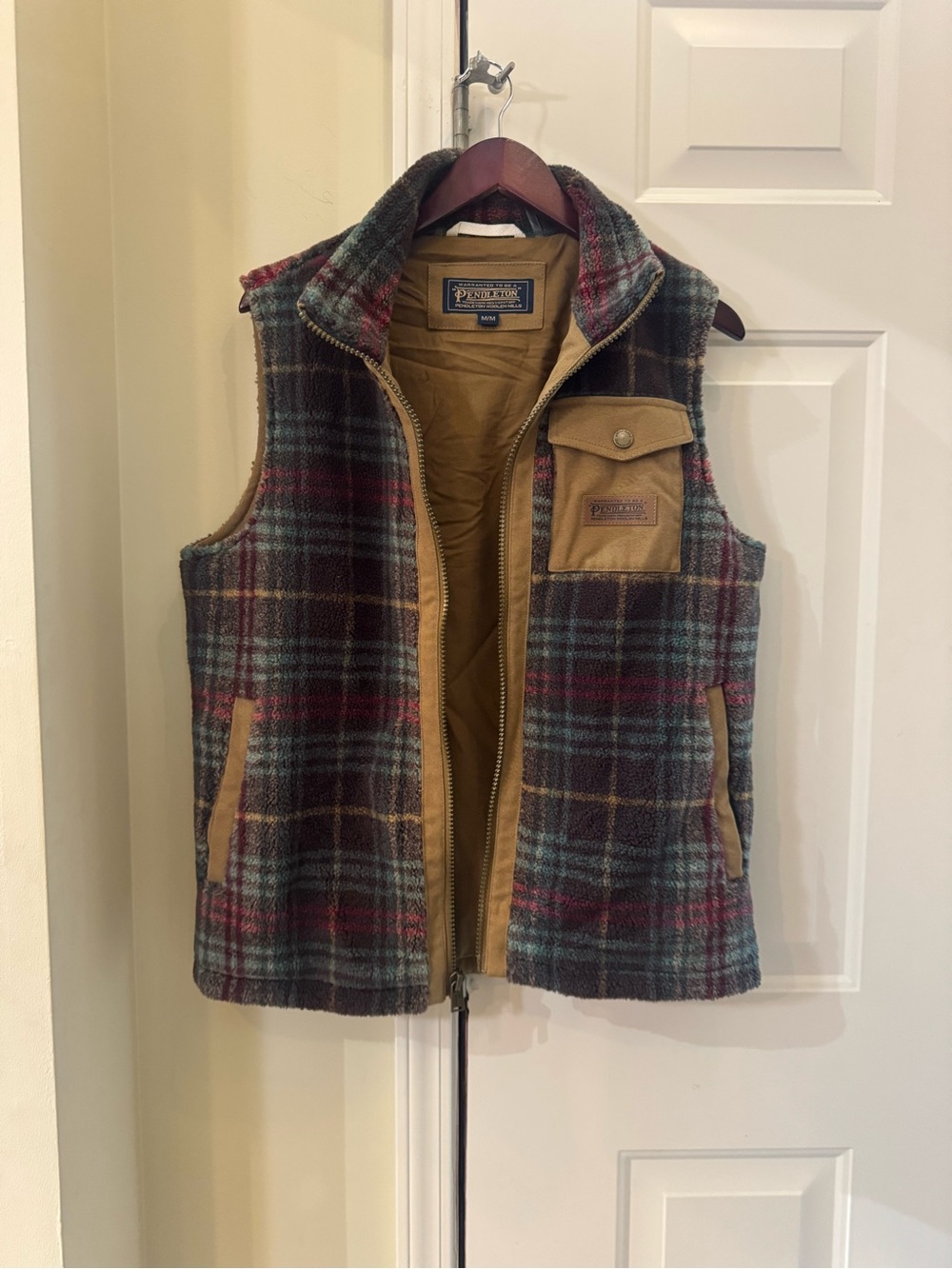 Pendleton Ridgeline‎ Berber Plaid Wool Vest with Tan Trim NEW(M)